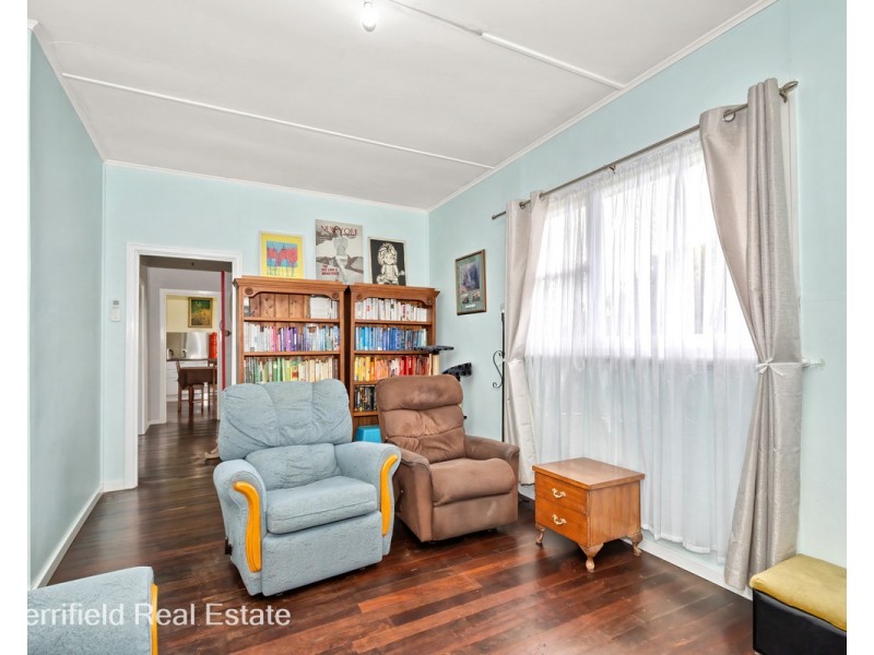 25 Leonora Street, Yakamia WA 6330