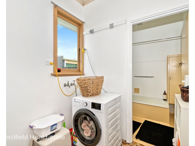 25 Leonora Street, Yakamia WA 6330