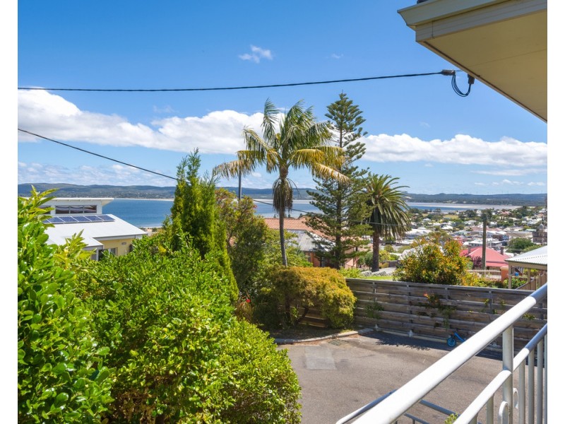 8 Finlay Street, Albany WA 6330