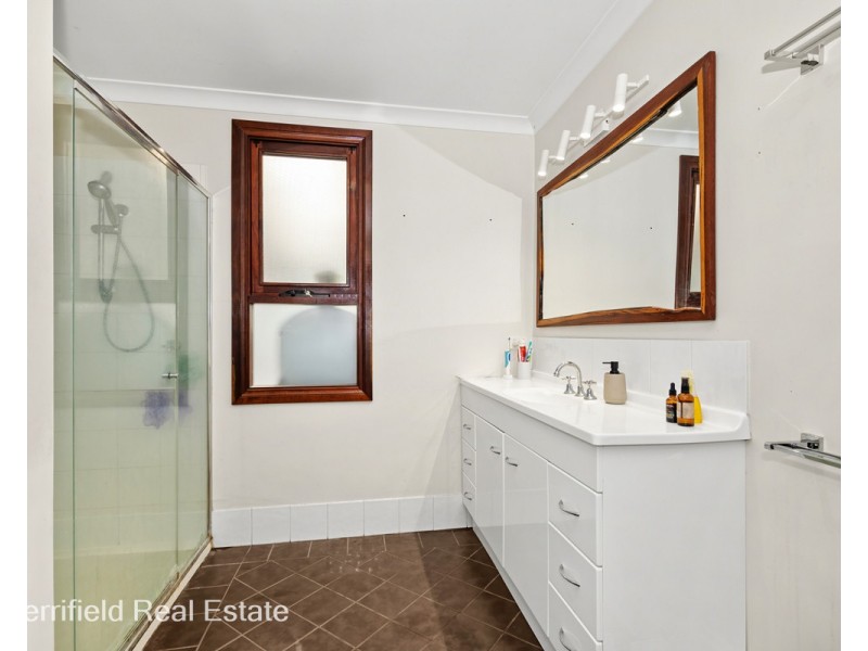 15 Bethel Way, Yakamia WA 6330