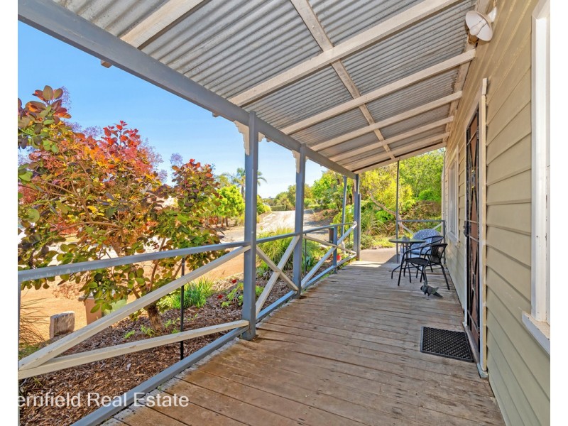 15 Bethel Way, Yakamia WA 6330