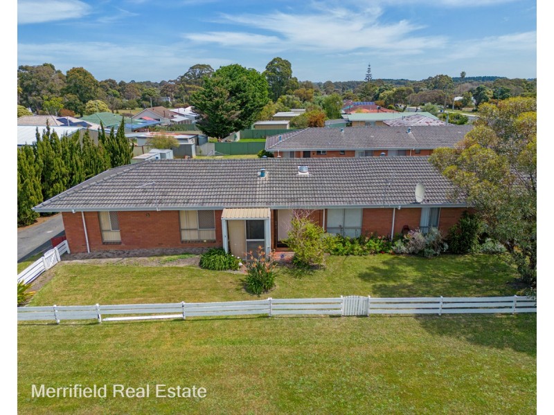 2/103 South Coast Highway, Lockyer WA 6330