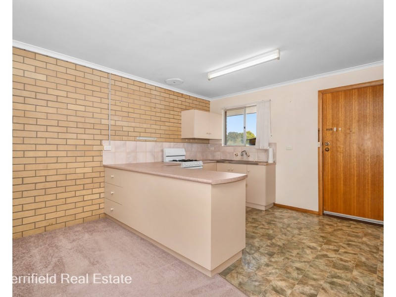2/103 South Coast Highway, Lockyer WA 6330