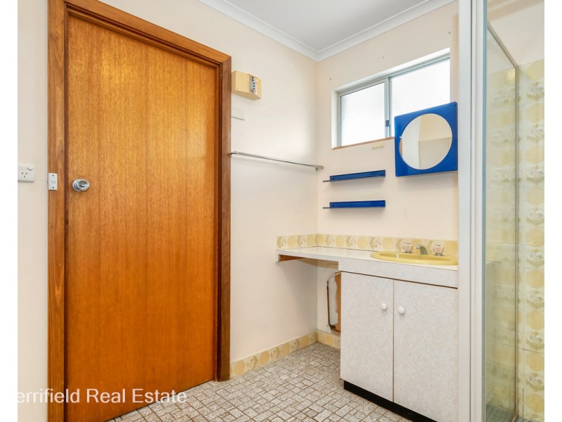 2/103 South Coast Highway, Lockyer WA 6330