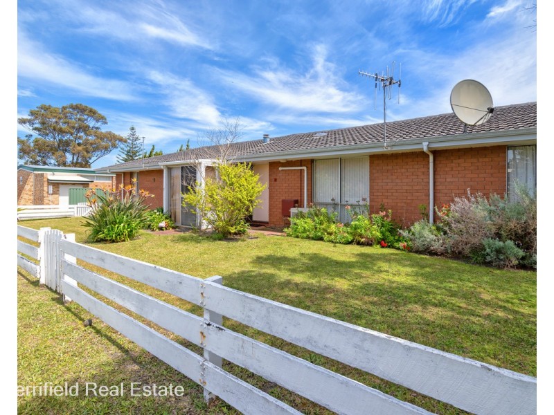 2/103 South Coast Highway, Lockyer WA 6330