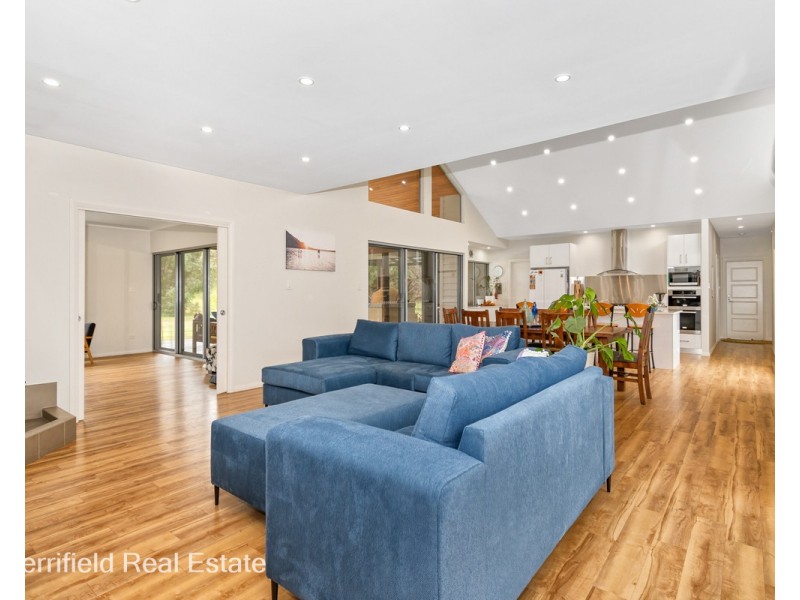 53 Rowney Road, Robinson WA 6330