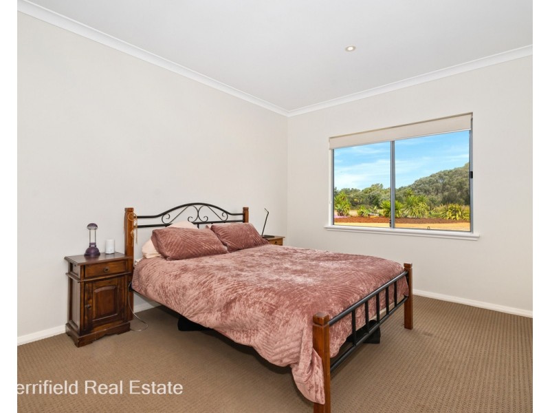 53 Rowney Road, Robinson WA 6330