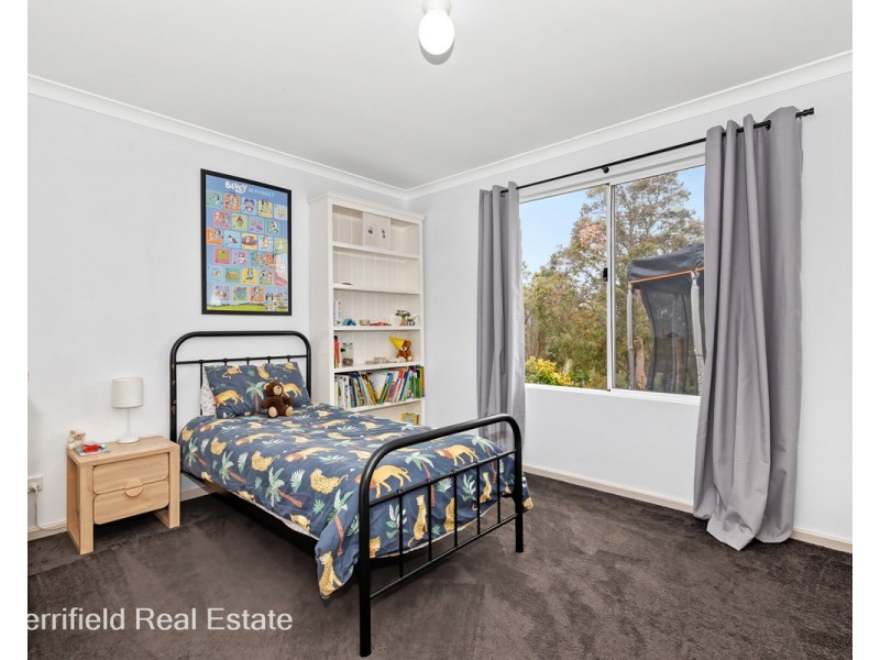 8 Holborn Street, Gledhow WA 6330