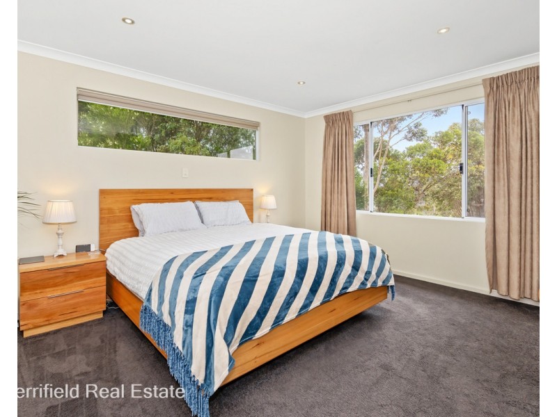 8 Holborn Street, Gledhow WA 6330