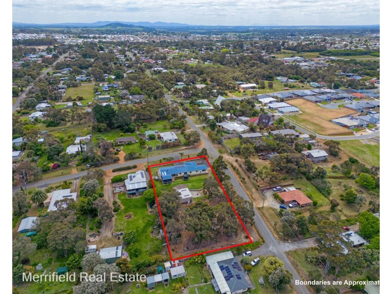 8 Holborn Street, Gledhow WA 6330