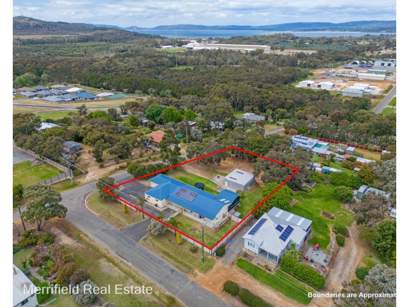 8 Holborn Street, Gledhow WA 6330