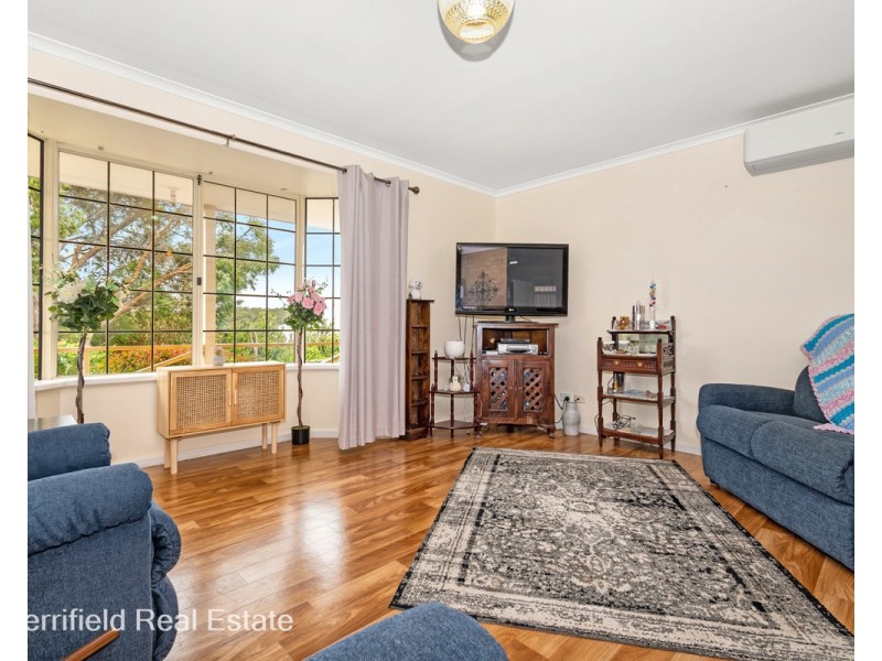 2/125 Angove Road, Spencer Park WA 6330