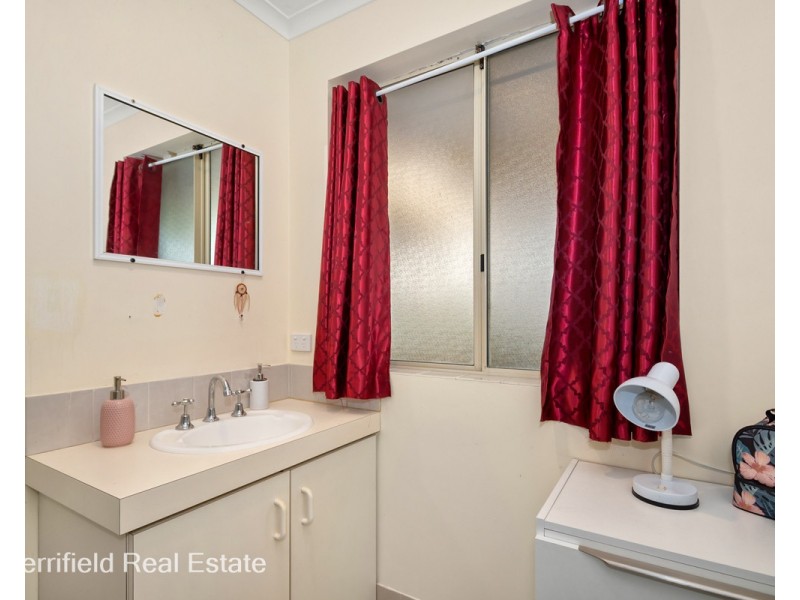 2/125 Angove Road, Spencer Park WA 6330