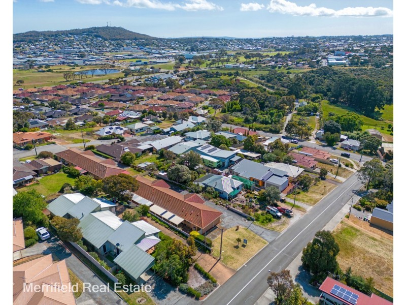 2/125 Angove Road, Spencer Park WA 6330