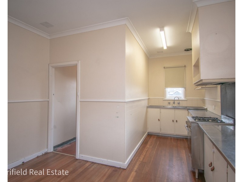 40 William Street, Yakamia WA 6330