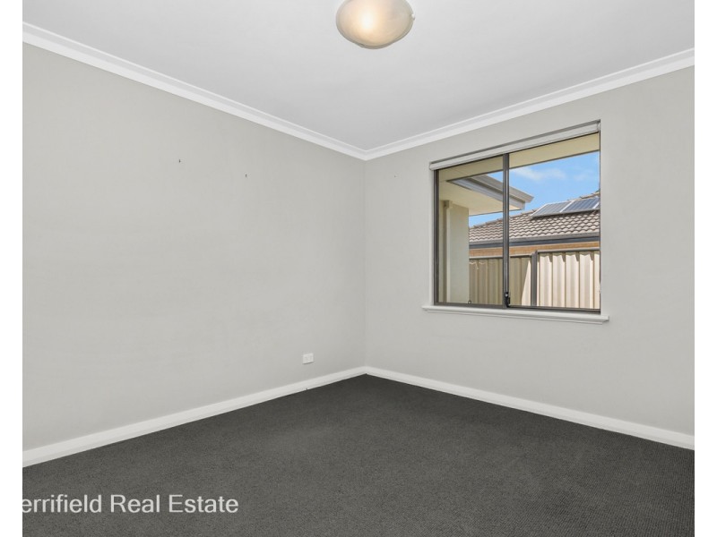 15 Kitcher Parade, Mckail WA 6330