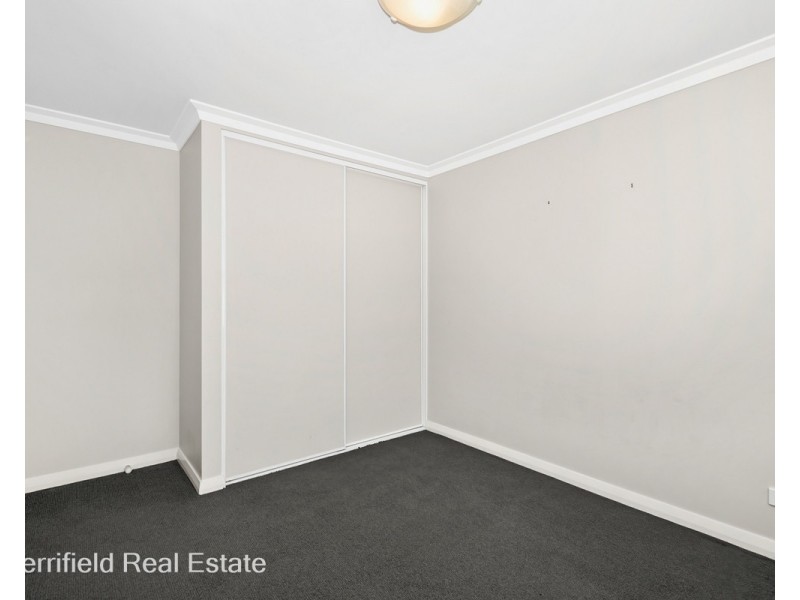 15 Kitcher Parade, Mckail WA 6330