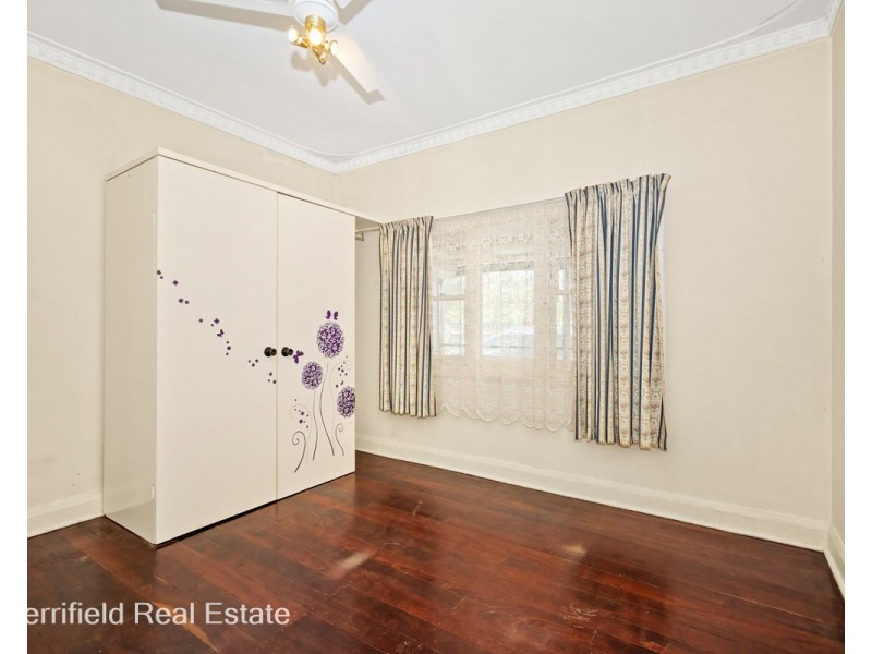 101 Bay View Drive, Little Grove WA 6330