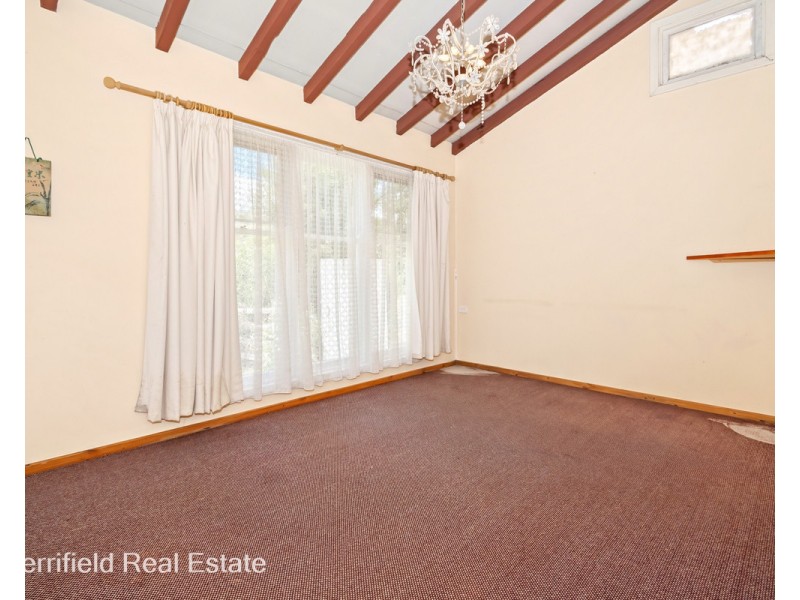 101 Bay View Drive, Little Grove WA 6330