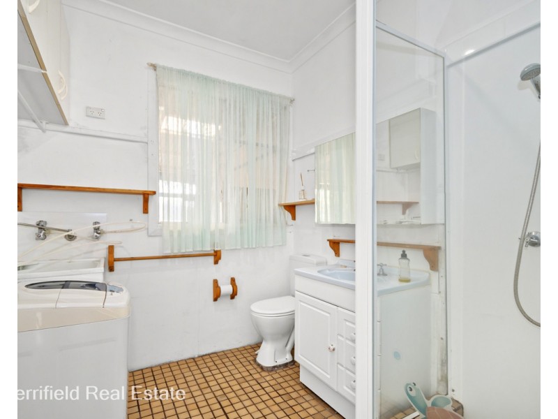 101 Bay View Drive, Little Grove WA 6330