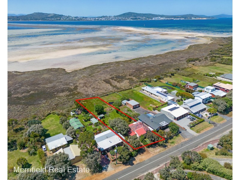 101 Bay View Drive, Little Grove WA 6330