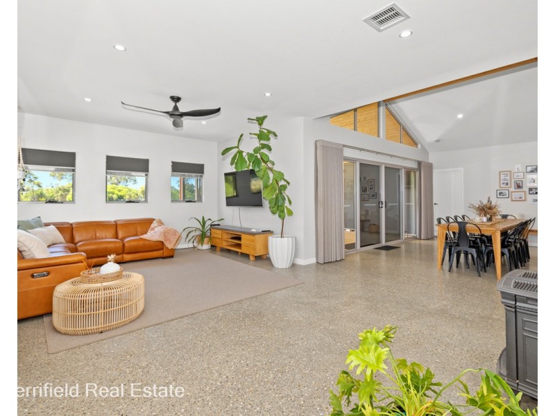 219 Greenwood Drive, Willyung WA 6330