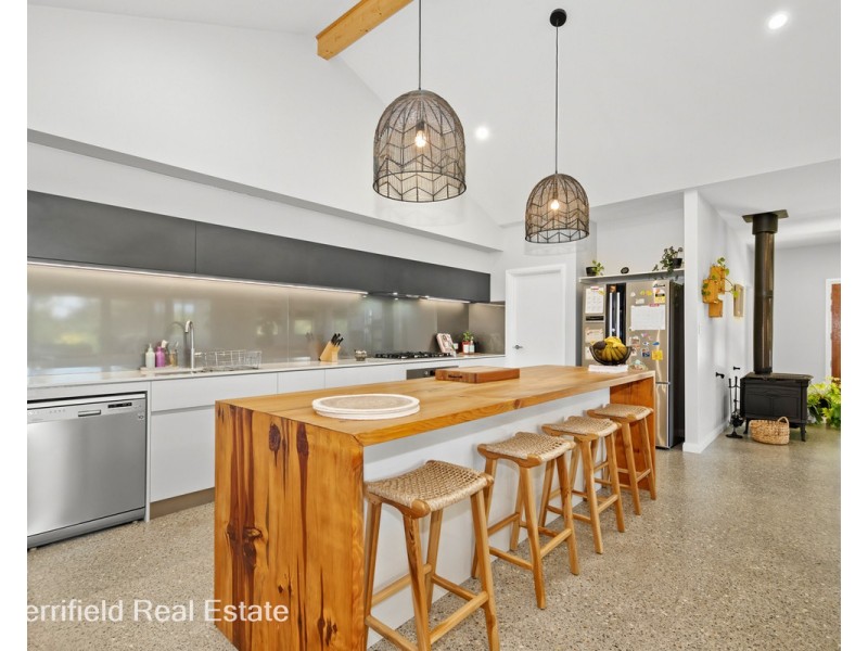 219 Greenwood Drive, Willyung WA 6330