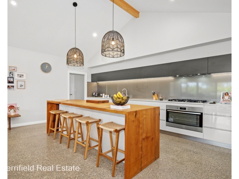 219 Greenwood Drive, Willyung WA 6330