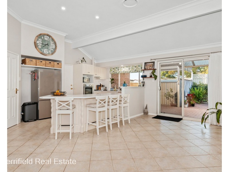 4 Baltic Ridge, Yakamia WA 6330