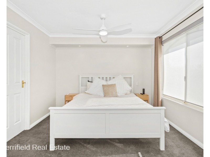 4 Baltic Ridge, Yakamia WA 6330