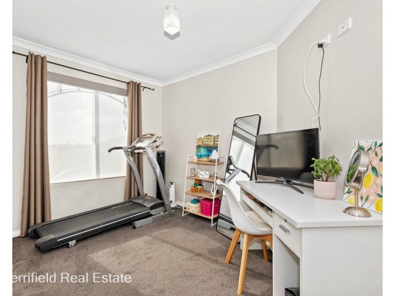 4 Baltic Ridge, Yakamia WA 6330