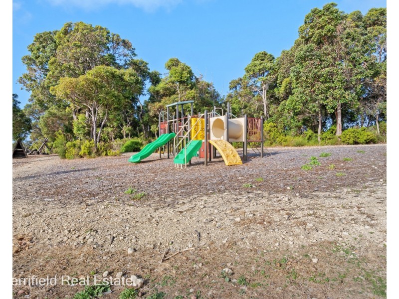 4 Baltic Ridge, Yakamia WA 6330