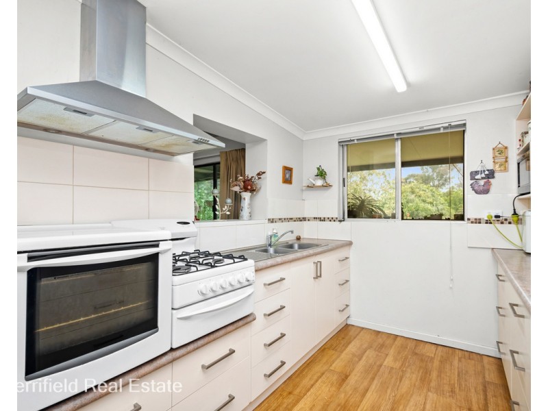 14 Bottlebrush Road, Gledhow WA 6330