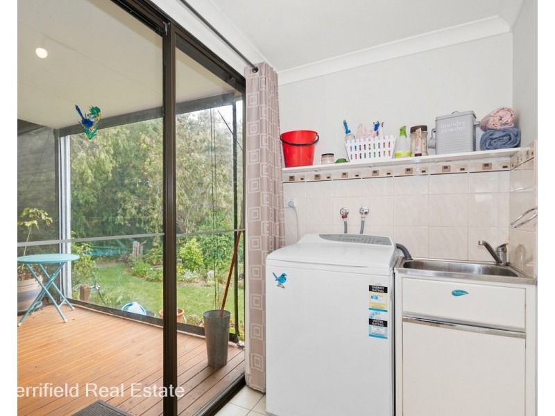 14 Bottlebrush Road, Gledhow WA 6330