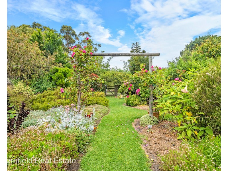 14 Bottlebrush Road, Gledhow WA 6330