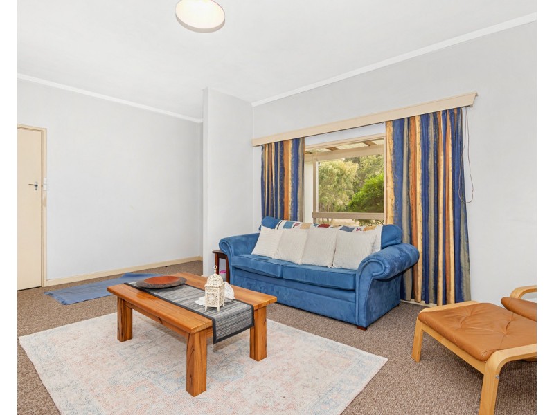 54 Wilson Street, Little Grove WA 6330