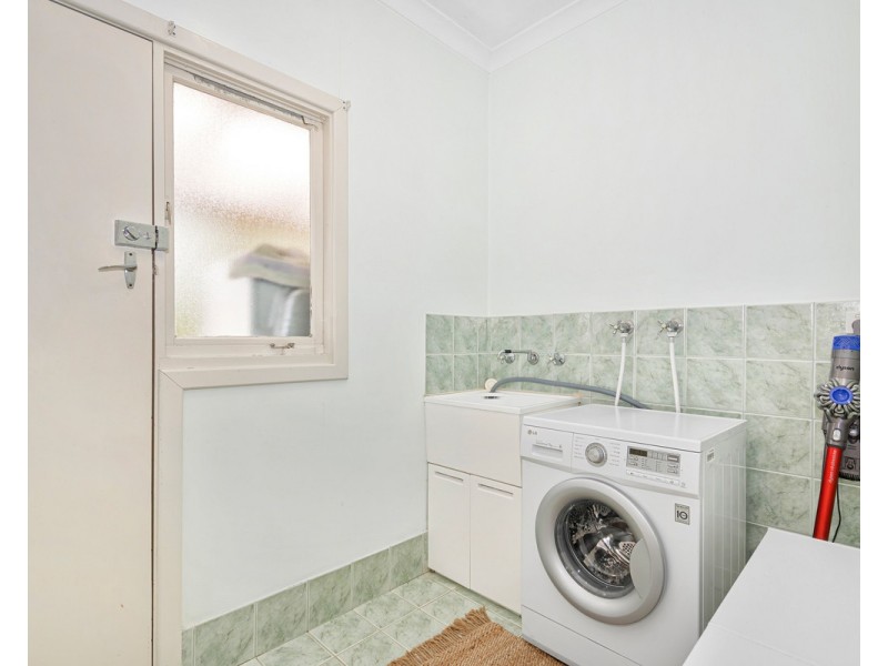 54 Wilson Street, Little Grove WA 6330