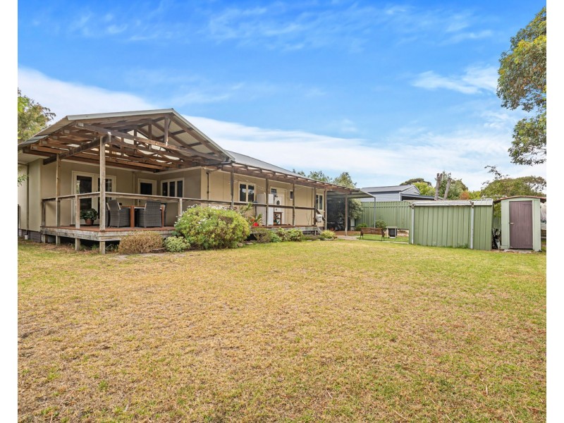 54 Wilson Street, Little Grove WA 6330