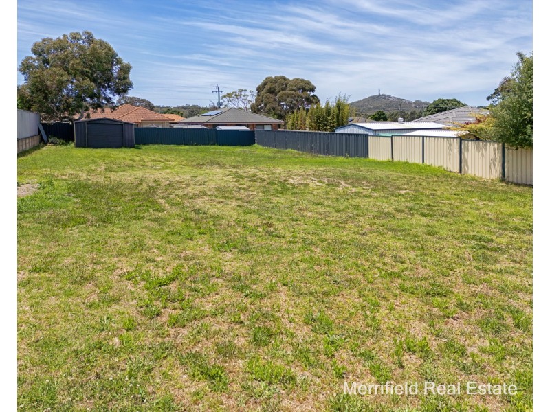 4C Sinclair Street, Lockyer WA 6330