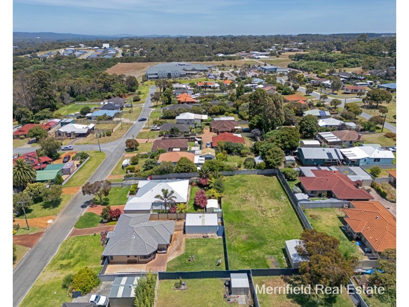 4C Sinclair Street, Lockyer WA 6330
