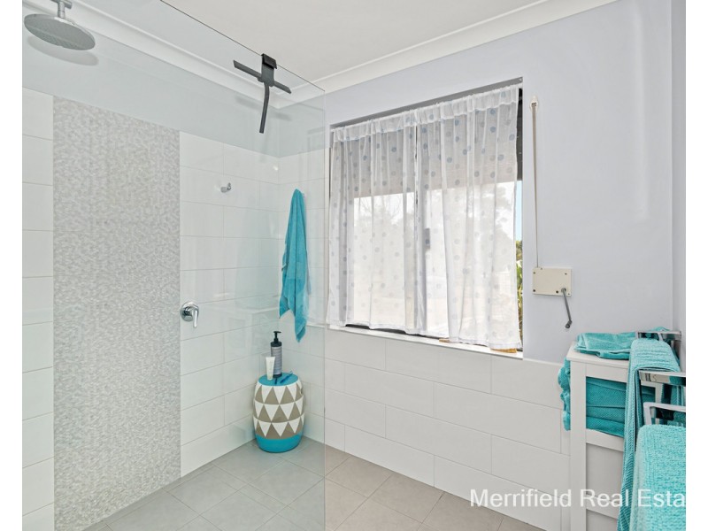 8 Kooyong Avenue, Warrenup WA 6330