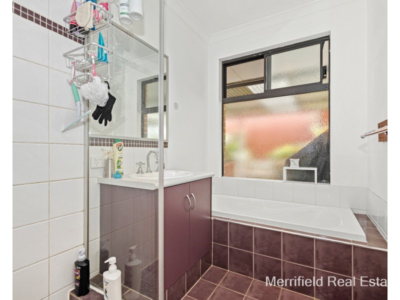 8 Kooyong Avenue, Warrenup WA 6330