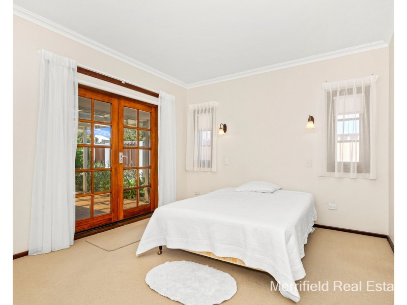 34B Golf Links Road, Middleton Beach WA 6330