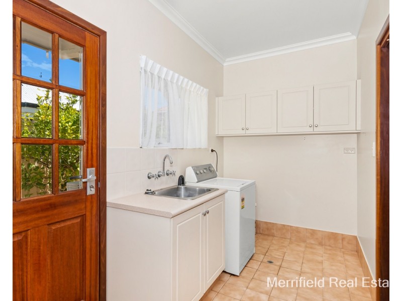 34B Golf Links Road, Middleton Beach WA 6330