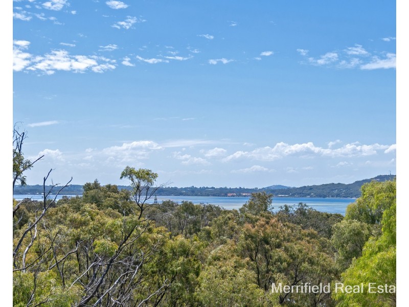 22 Grove Street East, Little Grove WA 6330
