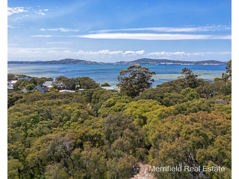 22 Grove Street East, Little Grove WA 6330