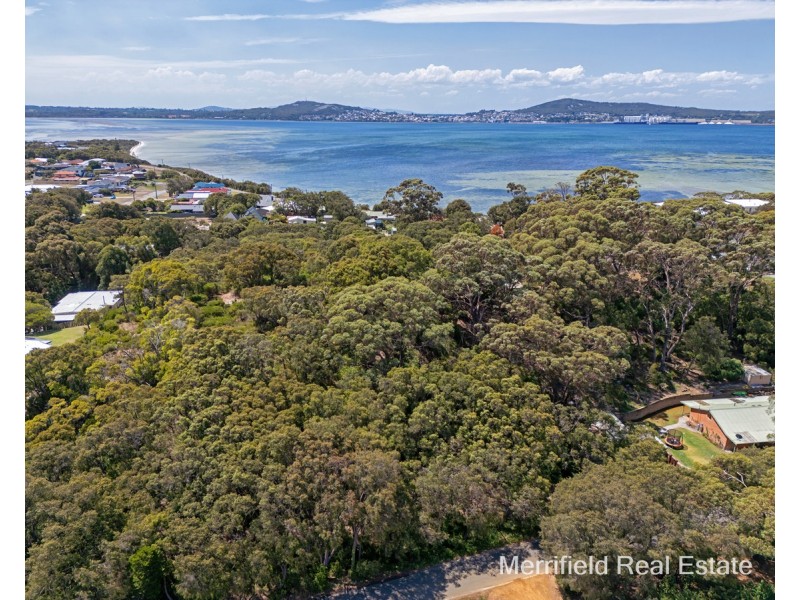 22 Grove Street East, Little Grove WA 6330