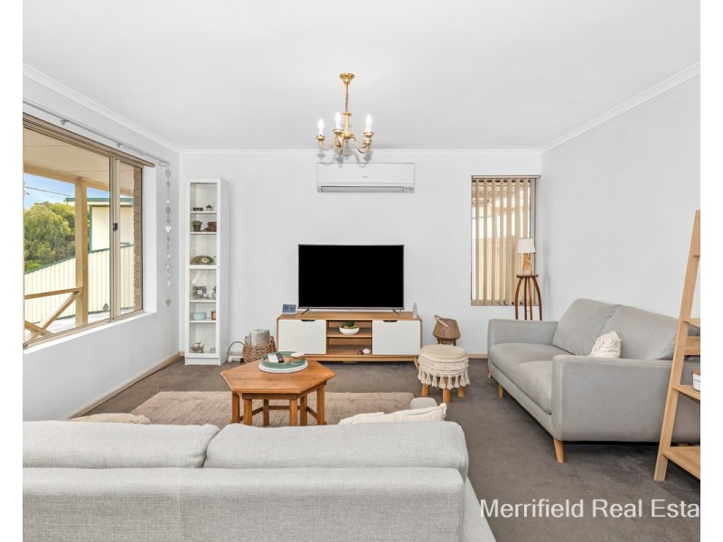 24 Premier Circle, Spencer Park WA 6330