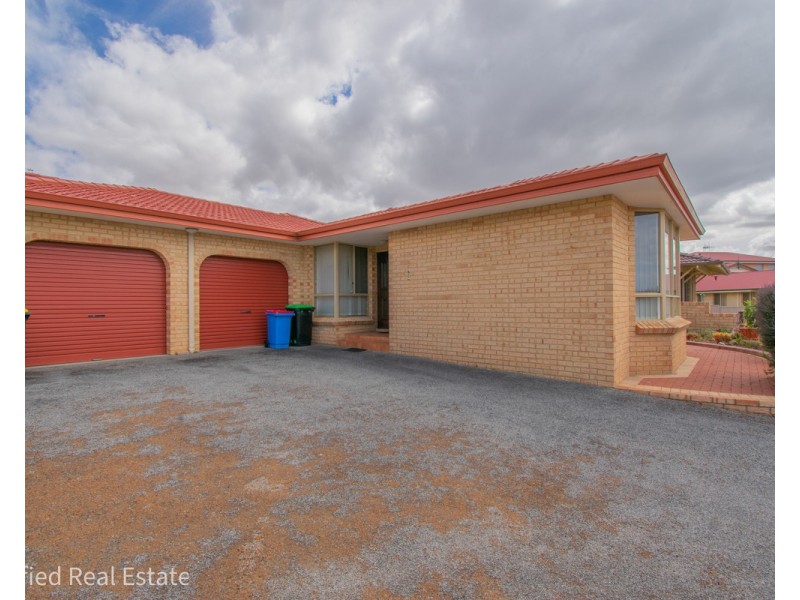 2/11 Norman Place, Spencer Park WA 6330