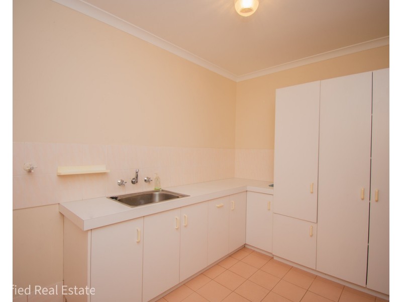 2/11 Norman Place, Spencer Park WA 6330